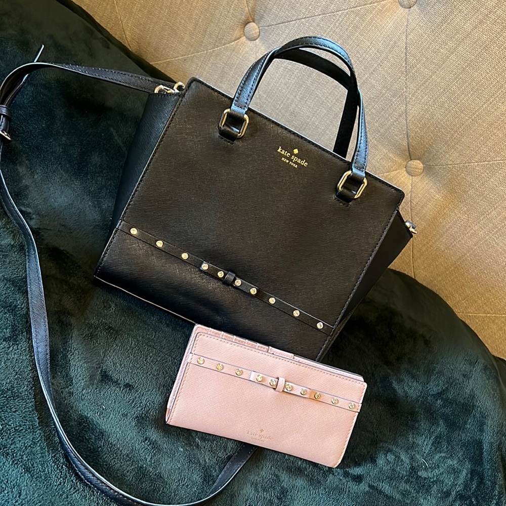 Kate Spade Crossbody Bag- Barely Used, practically new!